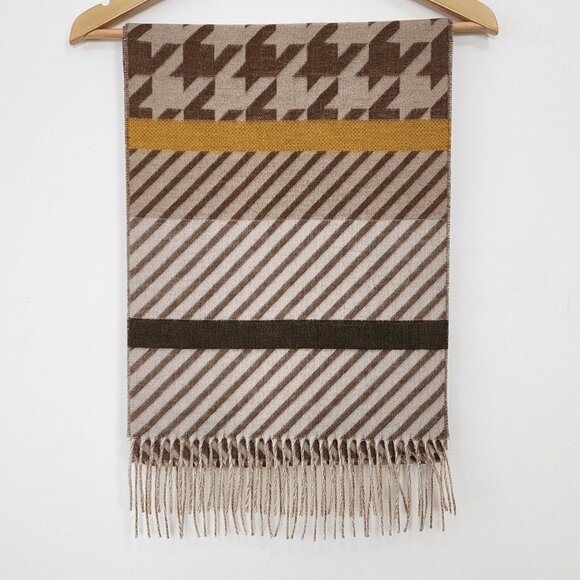 Reversible Houndstooth Stripe Pattern Beige Scarf Fringe Fall Fashion Cozy Soft - Picture 6 of 14